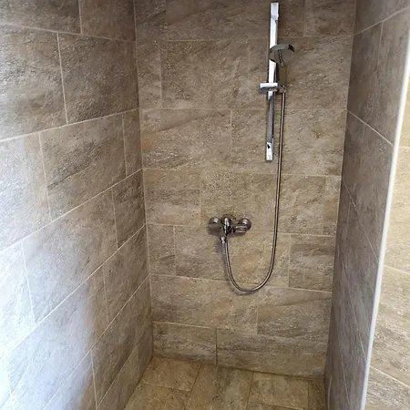 Kaliva بيت للعطل *